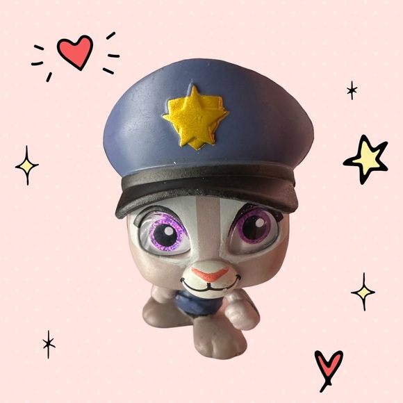 1.5” Disney Judy Hopps Doorable Figurine - Picture 1 of 2